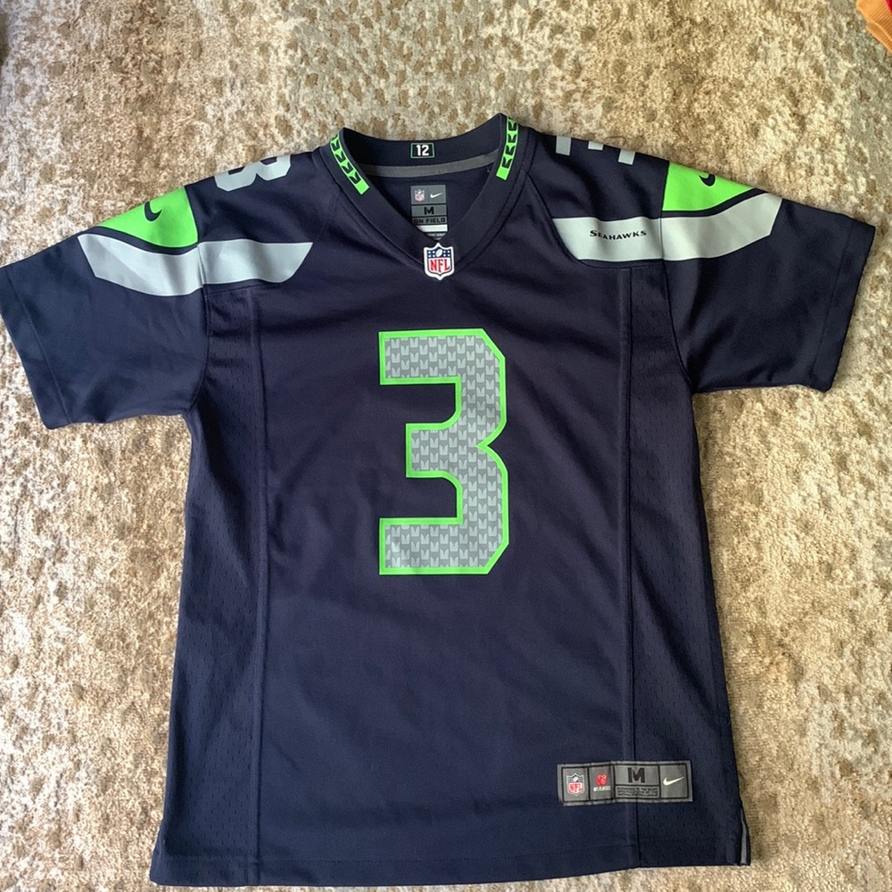 Seattle Seahawks Russel Wilson #3 Jersey, Youth Medium ages 10-12. Never worn